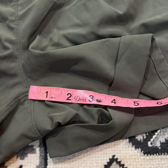 Athletic shorts - Picture 4 of 4